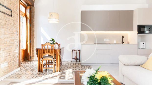 Piso de alquiler en C/ D'ercilla, El Mercat - Foto 1