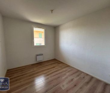 Appartement à louer 4 pièces 77.1m² - Photo 3