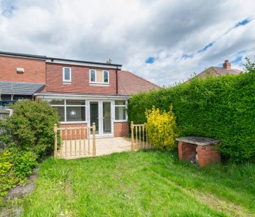2 bedroom semi-detached house to rent - Photo 2