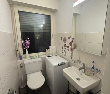 Rent a 4 ½ rooms apartment in Oberglatt - Photo 5