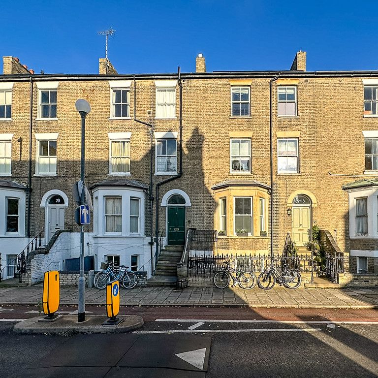 Bateman Street, Cambridge - Photo 2