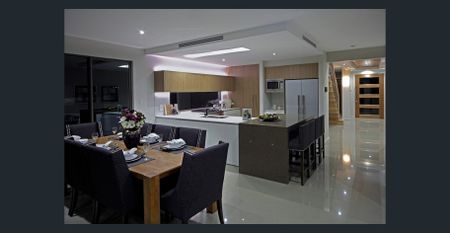 Impressive Family Home With Pool, Theatre Room & Exceptional Entertaining - Photo 3