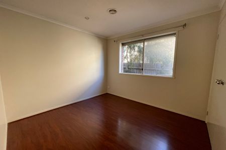 7 Short Road, Hampton Park VIC - Photo 5