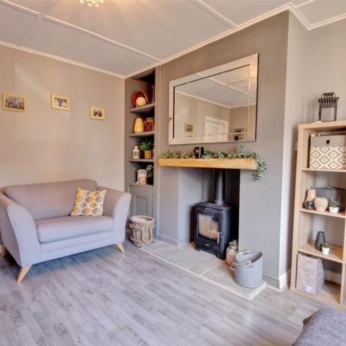 2 bedroom semi-detached house to rent - Photo 1