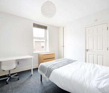 Student House 3 bedroom, Ecclesall Road, Sheffield - Photo 1