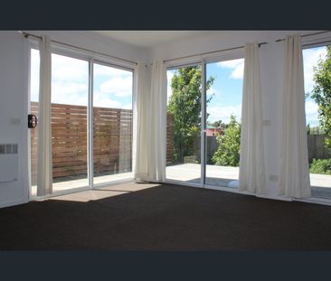 3/4 Bonnington Road, West Hobart, Tas 7000 - Photo 5