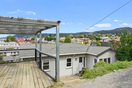 Spacious Home, Great Location - Photo 4