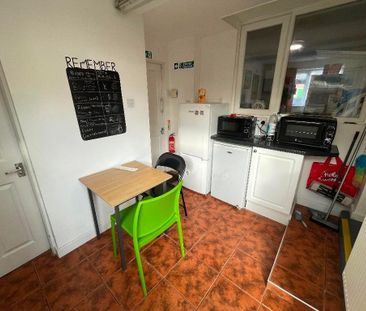 5 bedroom house to rent - Photo 4