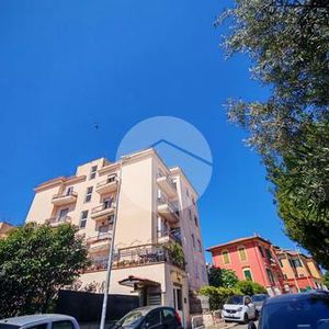 Trilocale in affitto - Photo 2