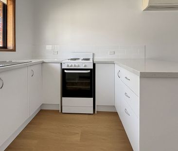 1/12 Retreat Road, Flora Hill - Photo 3