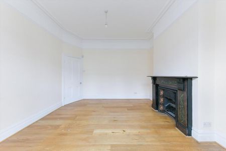 4 bedroom terraced house to rent - Photo 3