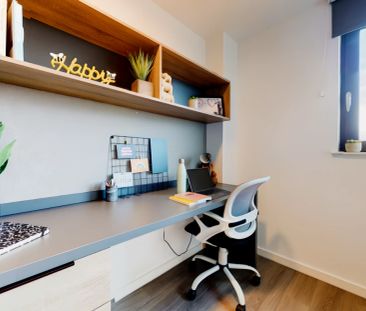 Silver Ensuite - Upper Level - Photo 2