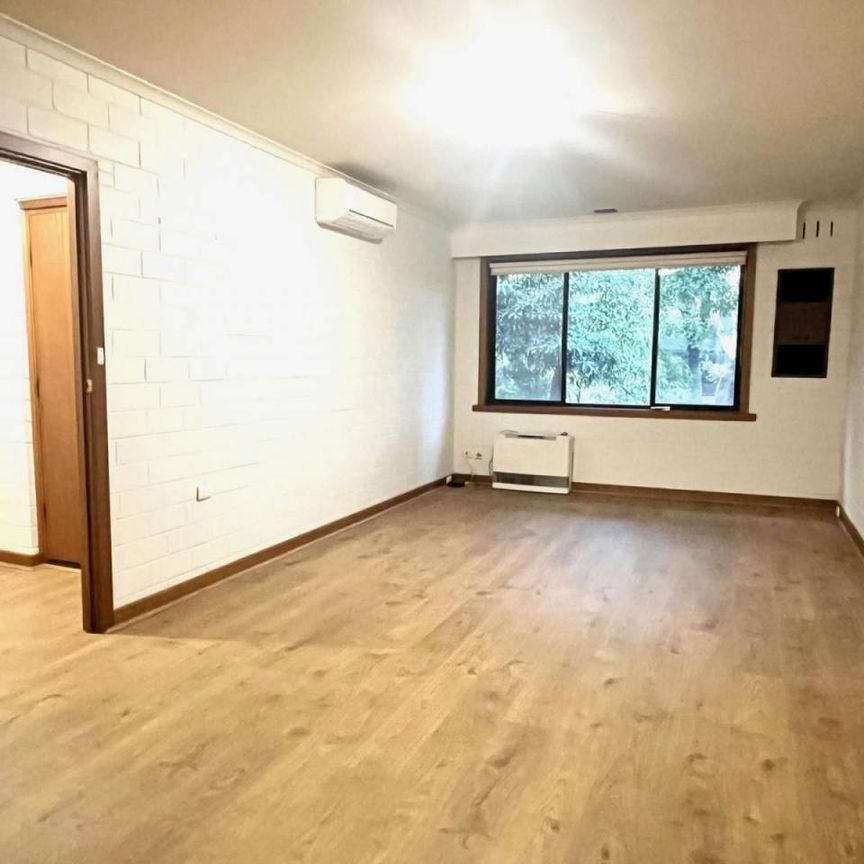 OVERSIZED BEACHSIDE 2-BEDROOM UNIT - Photo 1