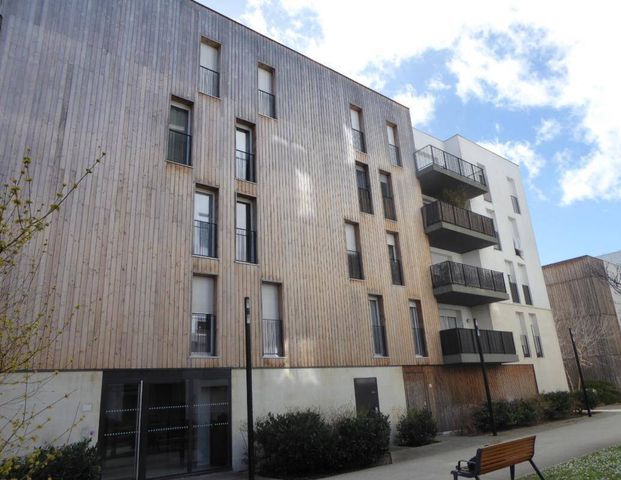 Location appartement t3 66 m² à Bordeaux (33300) - Photo 1