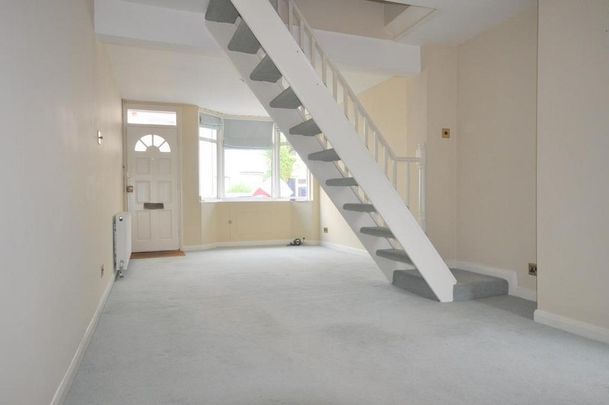 2 bedroom terraced house to rent - Photo 1