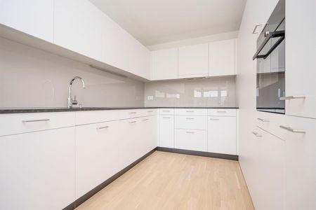 moderne 4.5-Zimmerwohnung an top Lage in Münsingen! - Photo 2