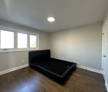 For Lease - 3366 Mulcaster Road Unit# Room 1, Mississauga, Ontario - Photo 1