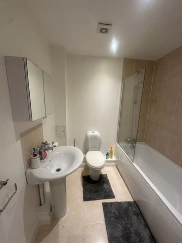 2 bedroom flat to rent - Photo 5