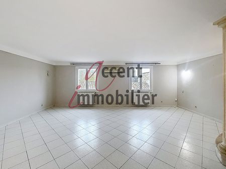 Maison Aureille avec vue sur les Alpilles 5 pièce(s) 134 m2, - Photo 3