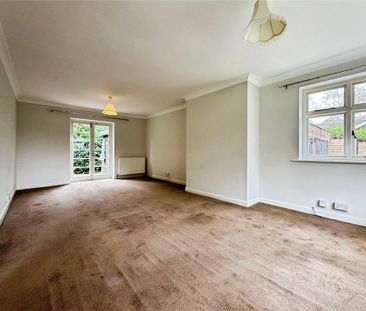 4 bedroom bungalow to rent - Photo 1