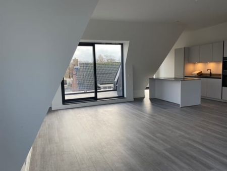 Appartement te huur: Hoofdstraat 215-B 2171 BC Sassenheim - Photo 2