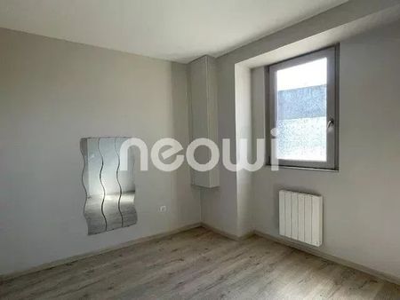 Location Appartement 3 pièces 62m² ST GEORGES DE RENEINS 69830 - Photo 2