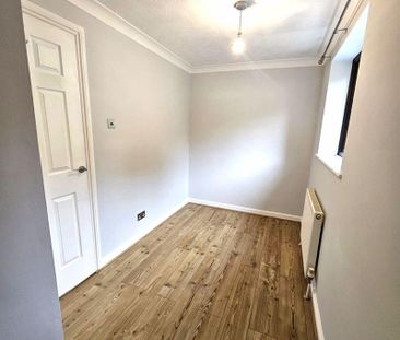 2 bedroom semi-detached house to rent - Photo 3