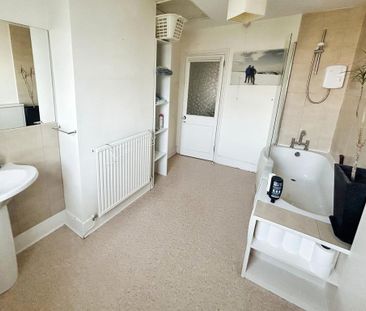 3 bedroom house to rent - Photo 6