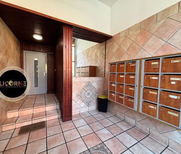 Location Appartement 2 pièces 53m² LES PENNES MIRABEAU 13170 - Photo 3