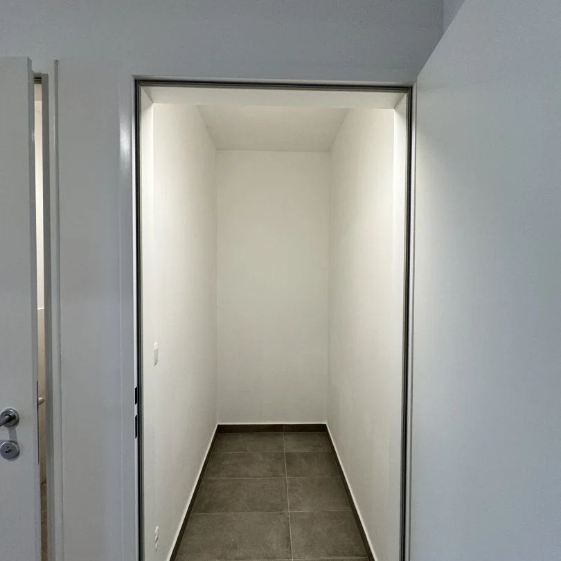 Moderne 2-Zimmer-Wohnung mit Loggia und Garten in 1210 Wien – Nur 969 € Miete! - Photo 1