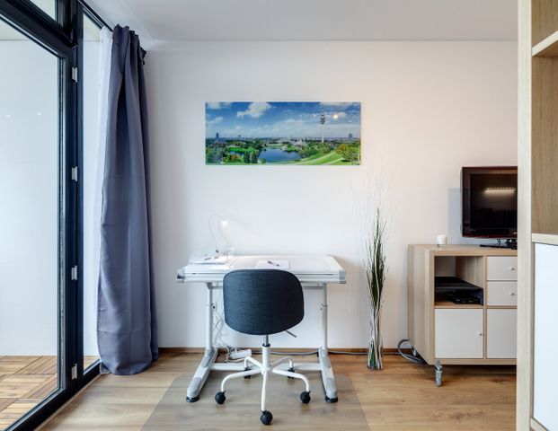 Near BMW: Temporary living in 1-room apartment in Schwabing - Foto 1