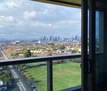 Flemington - Photo 1