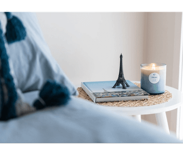 Modern Family Living with Space & Convenience - Walk to Beach - Wal... - Photo 3