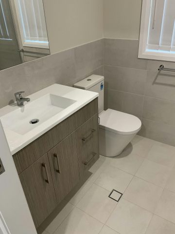 NEAR NEW ONE BEDROOM GRANNY FLAT - Photo 4