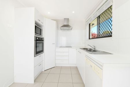 Duplex in Currimundi - Photo 4