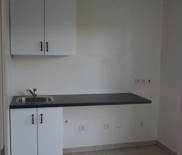 Appartement F3 À Louer 3 Pièces - 57,33 M - Photo 2