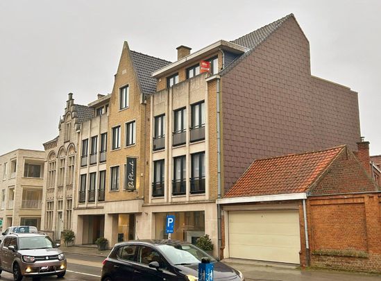 Instapklaar appartement met terras en garage op centrale ligging - Photo 1