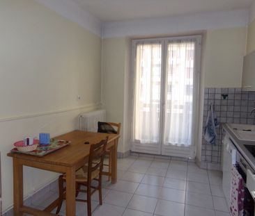 CHAMBERY Centre Grand Appartement T3 100 m² – ref 420 - Photo 5