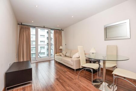 1 bedroom flat to rent - Photo 2