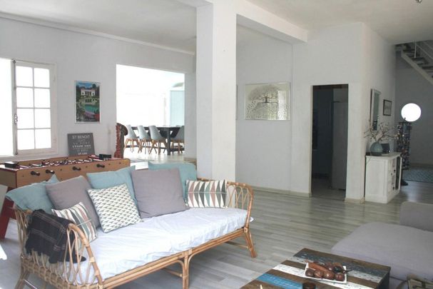 A louer, Maison / Villa, 213 m² - Photo 1