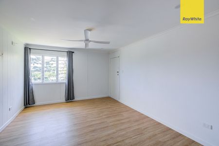 Freshly Updated • Convenient Location • Great Value - Photo 5