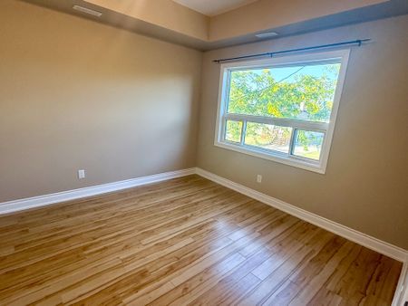 For Lease - 750 Albert Street Unit# 2, Oshawa, Ontario - Photo 5