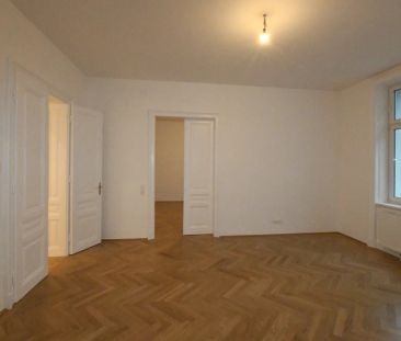 Elegante 3,5 Zimmer Altbauwohnung mit neuer Küche – unbefristet - E... - Photo 5