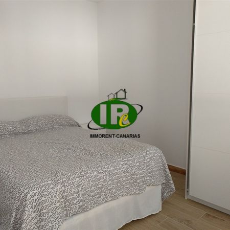 Wohnung mit 2 Schlafzimmern in oberer Etage mit Fahrstuhl und schöner Terrasse - Photo 2