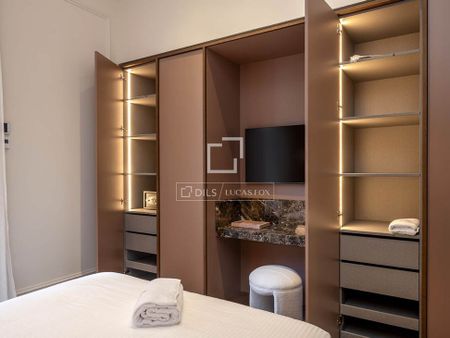 Barcelona, Catalonia 08007 - Photo 5