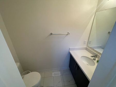 For Lease - 141 Sonoma Lane, Hamilton, Ontario - Photo 2