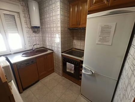 Calle de Pico Cejo, Madrid, Community of Madrid 28038 - Photo 2