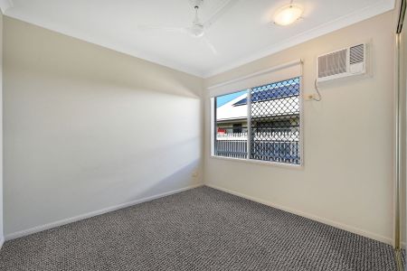 Bushland Beach, 4818, Bushland Beach Qld - Photo 2