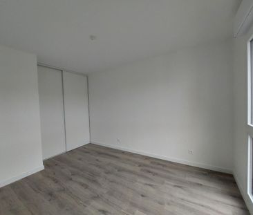 Location Appartement 2 pièces 41m² NOTRE DAME DE BONDEVILLE 76960 - Photo 1