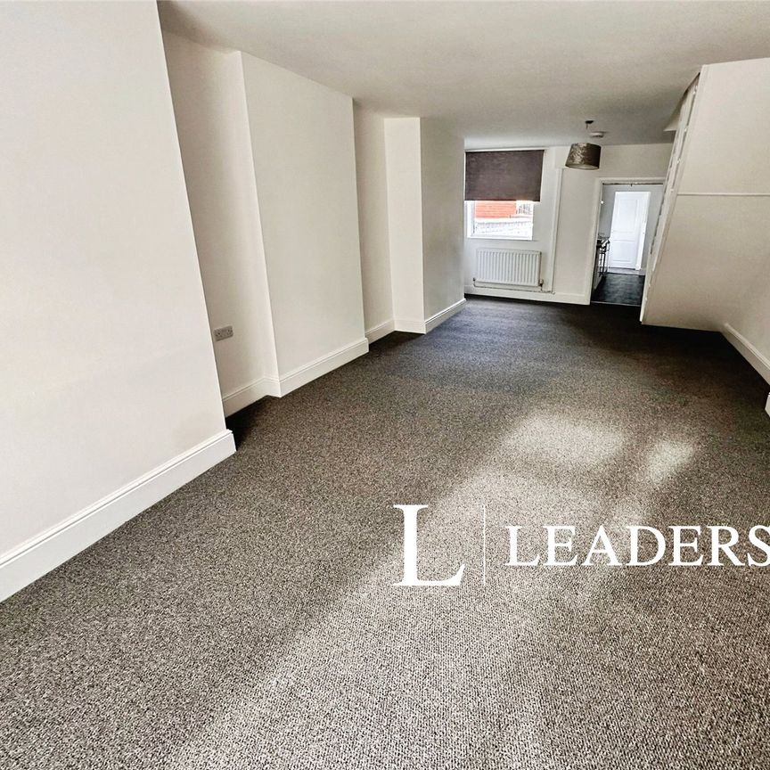 2 bedroom house to rent Buxton Street, ST1 - Photo 1